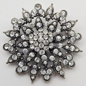 Vintage Rhinestone Cluster Brooch Womens Clear Silver Tone‎ Formal Pin Statement